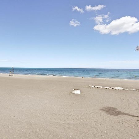 Apartamento En 1ª Linea De Playa, Estepona Centro Exterior photo