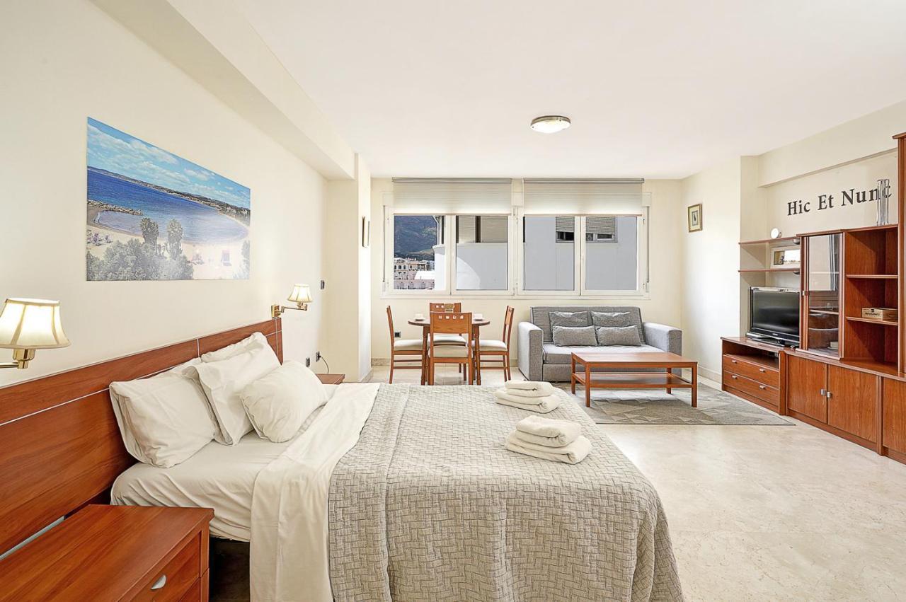 Apartamento En 1ª Linea De Playa, Estepona Centro Exterior photo